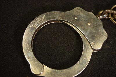 Vintage PEERLESS Handcuffs Patent 1531-1451 1872857 | eBay