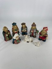 1995 8 Pc Porcelain Nativity  Missing Jesus Fabric-Centers of America
