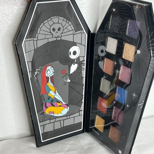 Paleta de sombras de ojos Disney Pesadilla antes de Navidad NUEVA 12 tonos - Imagen 3 de 6