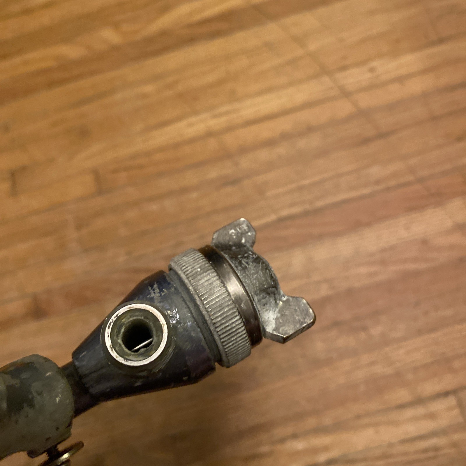 Binks Model 2100 Conventional Spray Gun