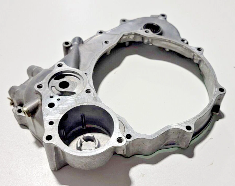 Right Crankcase Inner Clutch Cover 2001 Honda XR650R XR 650 R 01 XR650 - Image 3 of 4