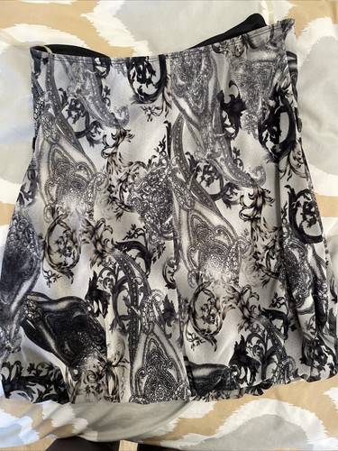 Women’s Black & Grey Paisley Sleeveless Daytrip Top Lg - Picture 4 of 4