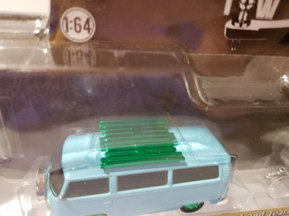 GREENLIGHT GREEN MACHINE HITCH & TOW 1972 大众类型 2 &TEARDROP 拖车 LE — 第 4/4 张图片