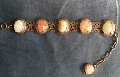 Vintage signiertes WUNDER Armband mit Kunst Onyx Handarbeit Glas Cabochons 