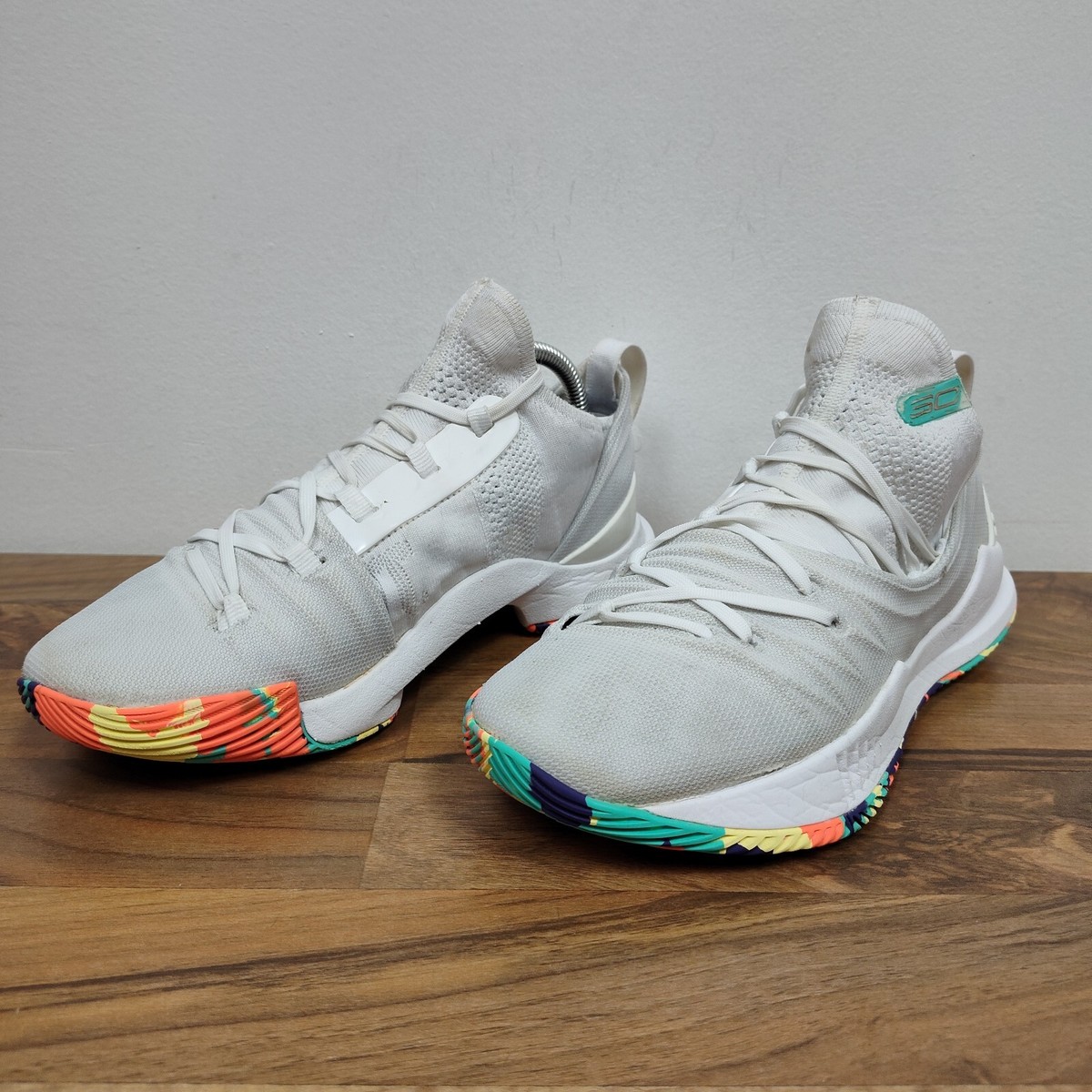 curry 5 white confetti