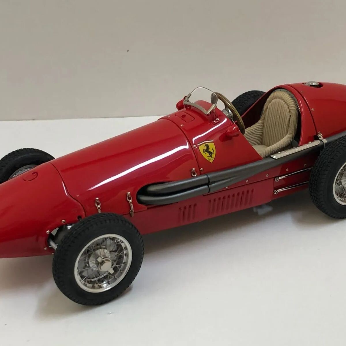ミニカー CMC Ferrari 500 F2 Der Doppelweltmeister CMC 1/18 Ferrari 500 F2 1953 Der Doppelweltmeister M-056 | eBay
