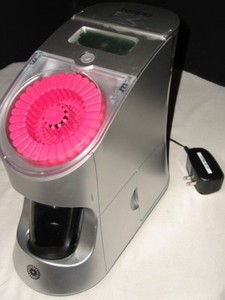 TESPO VITAMINS DISPERSER - AUTO MIXES IN WATER W/ PARTIAL WOMENS DISC.EUC