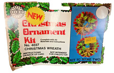 Christmas 3 inch Wreath Ornament Kit 1982 Holiday Industries New Makes 2