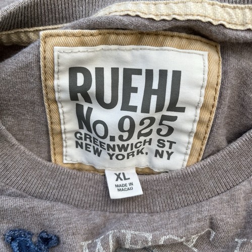 Vintage Y2K Ruehl No. 925 T Shirt XL 20x27 New York Art District NYC Streetwear - Picture 2 of 7