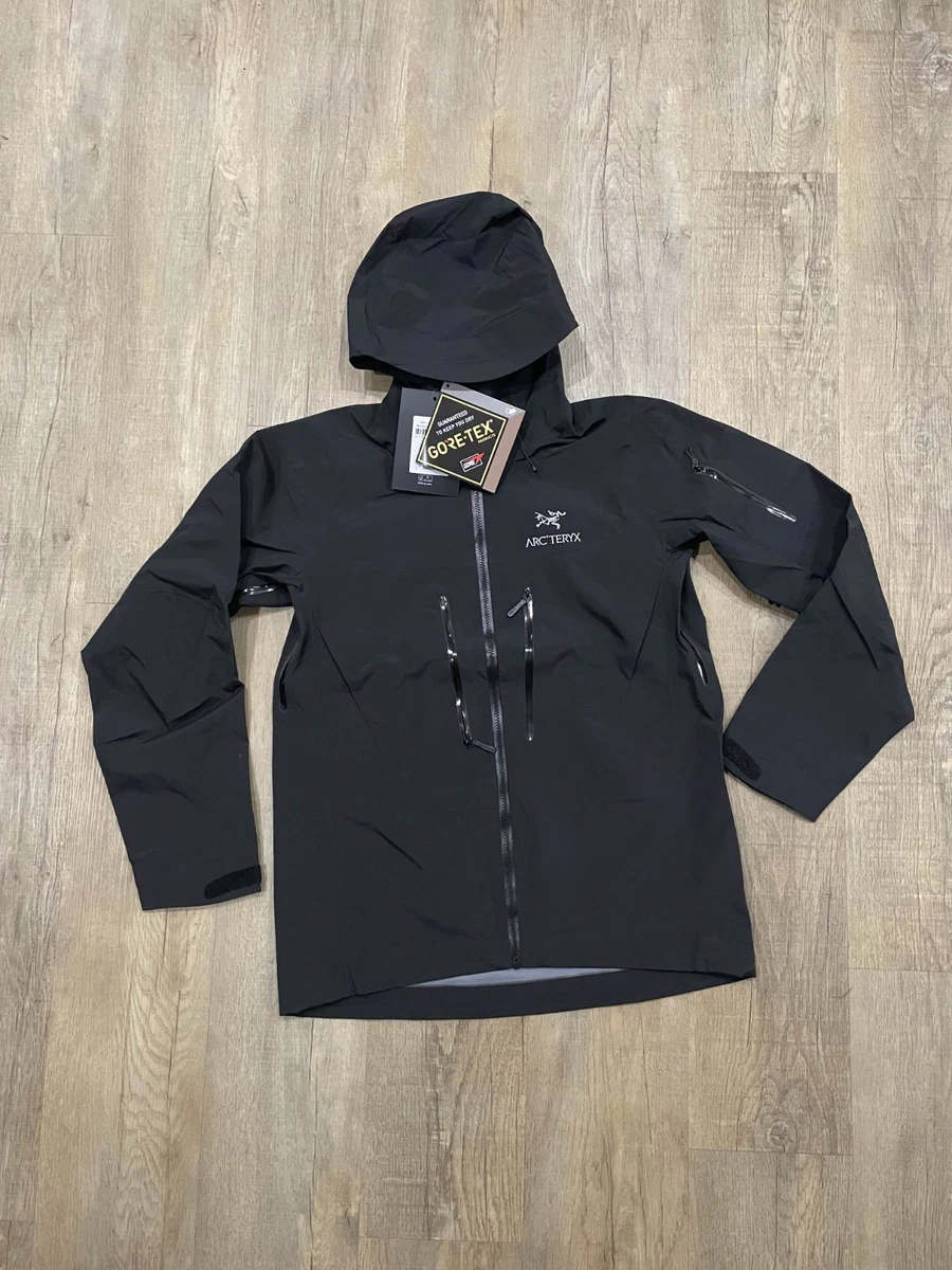 Arc'teryx Alpha SV Regular Size Coats, Jackets & Vests for Men for