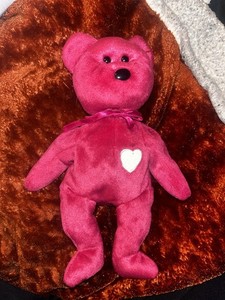 Ty Beanie Babies Valentina Pink Bear Plush w/ White Heart 1999 Vintage