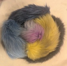 LOT OF GENUINE DYED FOX FUR KEYCHAIN DYED FUR FLY TYING 91