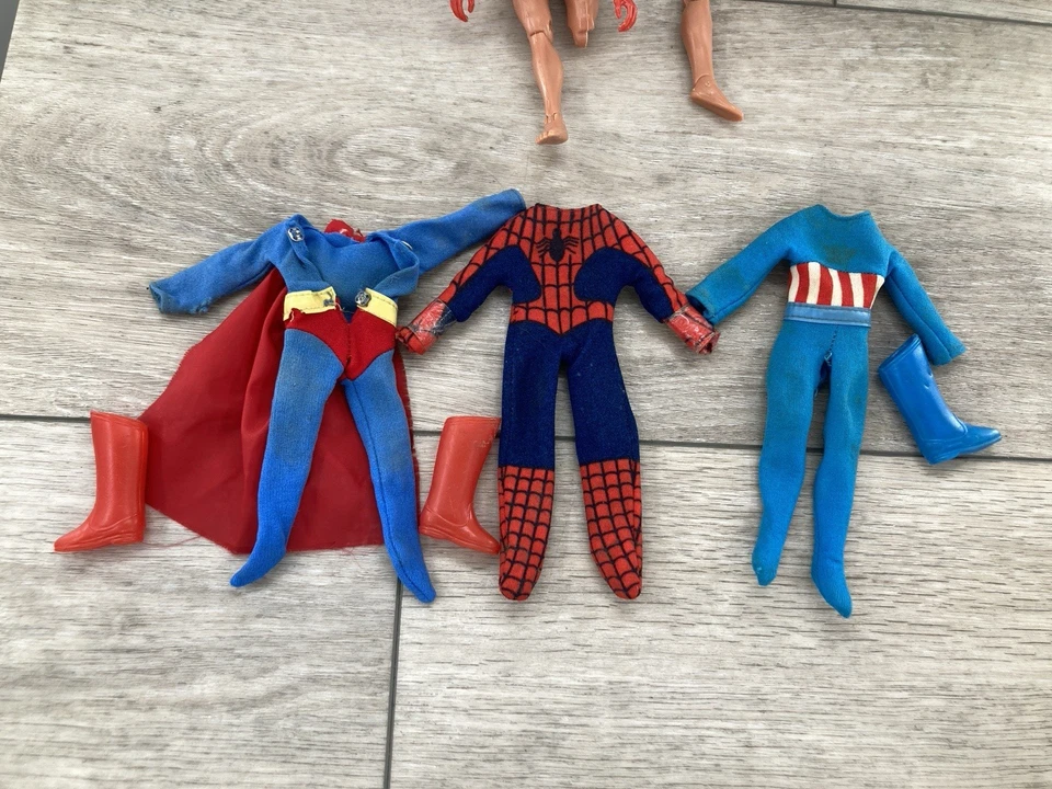Cómic de superhéroes de colección Mego Corp Superman Spiderman Capitán América 8 pulgadas Foto 3 de 4