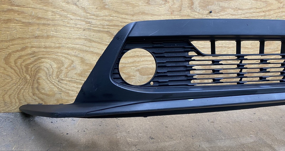 2019-2021 Kia Forte Front Bumper Cover Grille Valance 86532-M7000
