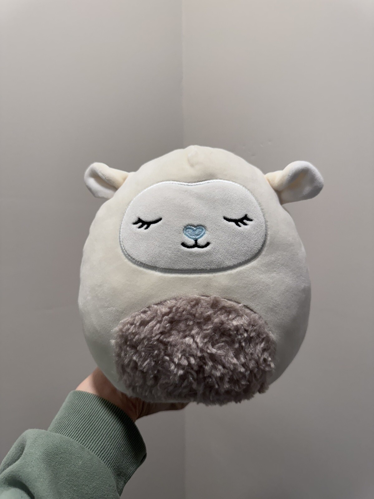 Squishmallow 8