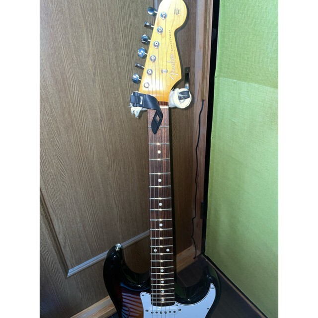 Fender Japan ST62M Stratocaster Guitar 3-Tone Sunburst Medium