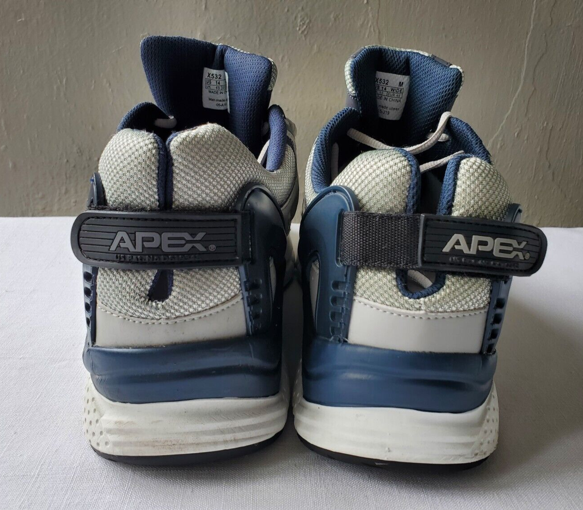 NEW APEX men\'s rhino runner active shoe in silver/navy Amazon.com | Apex Men main image 3