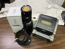 Brother QL-1050 Wide Format PC  Thermal Label Printer w/Cables & 2500+ Labels