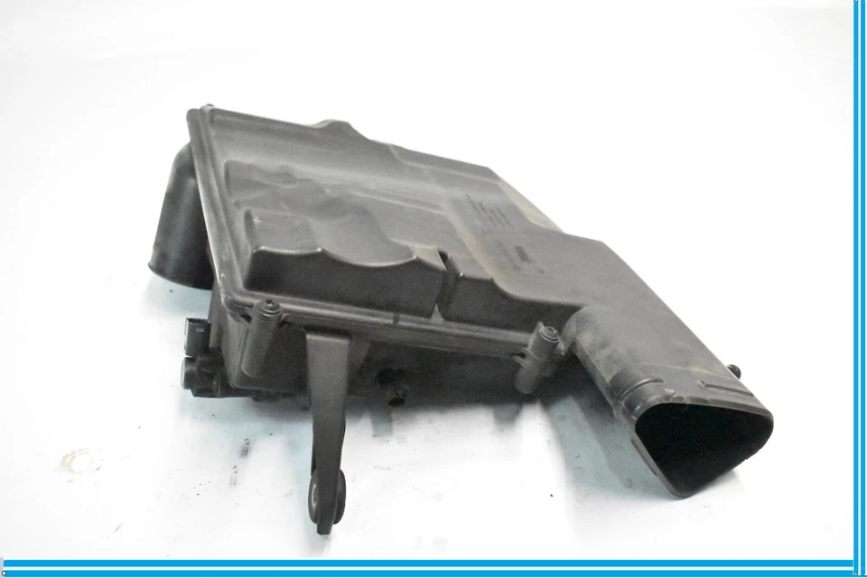 梅赛德斯 X164 GL350 R350 S350 Bluetec 柴油进气过滤器盒左侧原始设备制造商 — 第 2/4 张图片