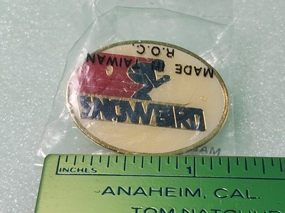 Vintage Snowbird Mountain Hotel & Ski Resort Utah Souvenir Tie Suit Pin Skiing
