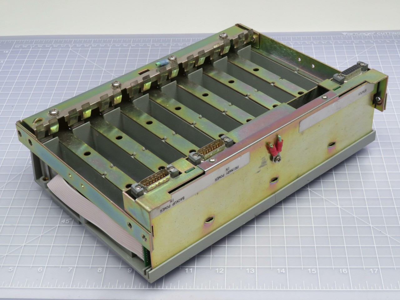 FOXBORO P0950CG 8 SLOT BASE CHASSIS RACK T186953