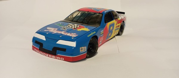 1994 FORD THUNDERBIRD #8 Raybestos Nascar ERTL 1:18 HANDMADE