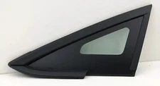Fit 11-19 Ford Fiesta Driver Left Side Front Vent Window Glass Black Moulding