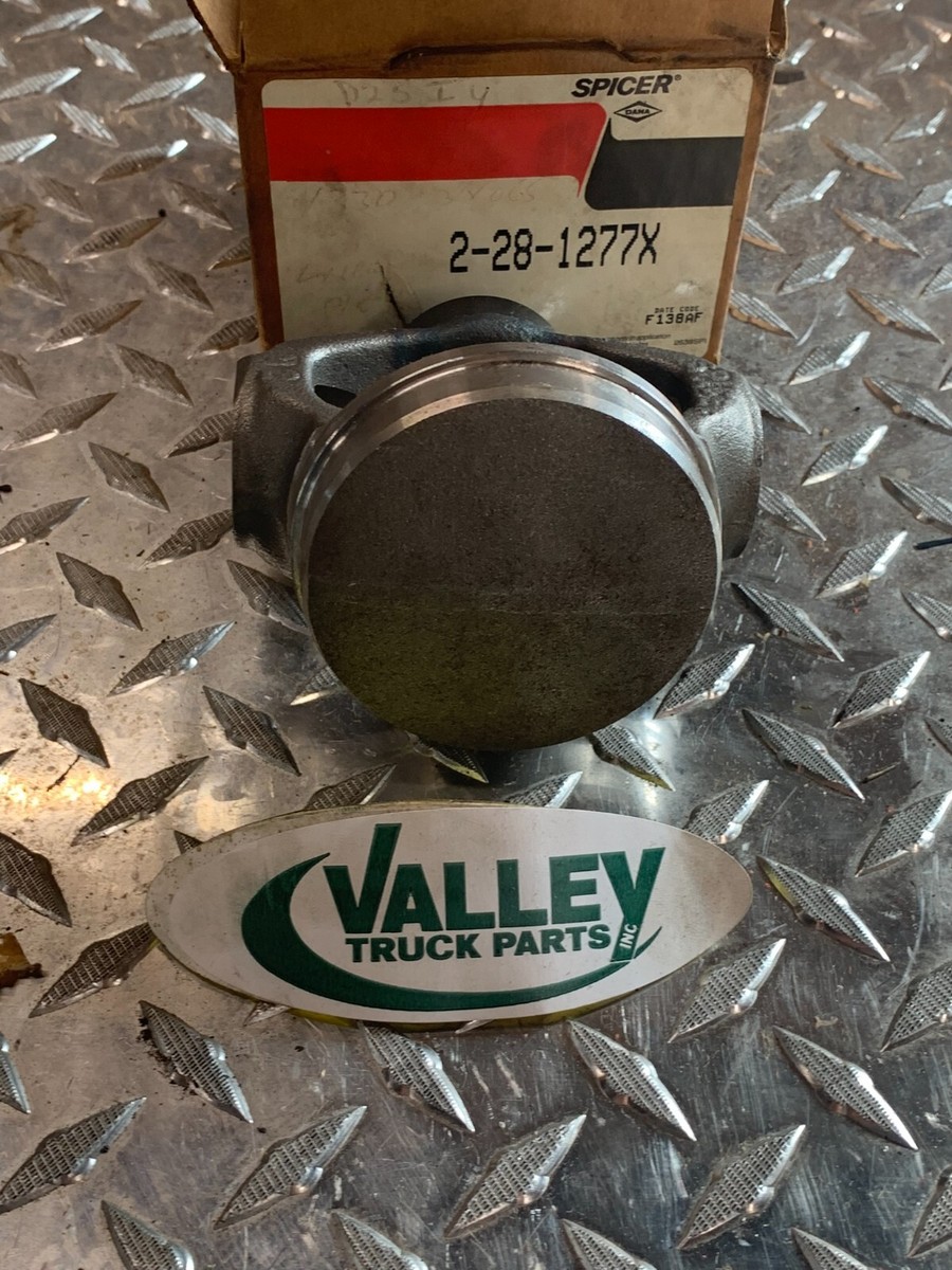 2-28-1277X Spicer Ball Stud Tube Yoke 1330 series fits Tube