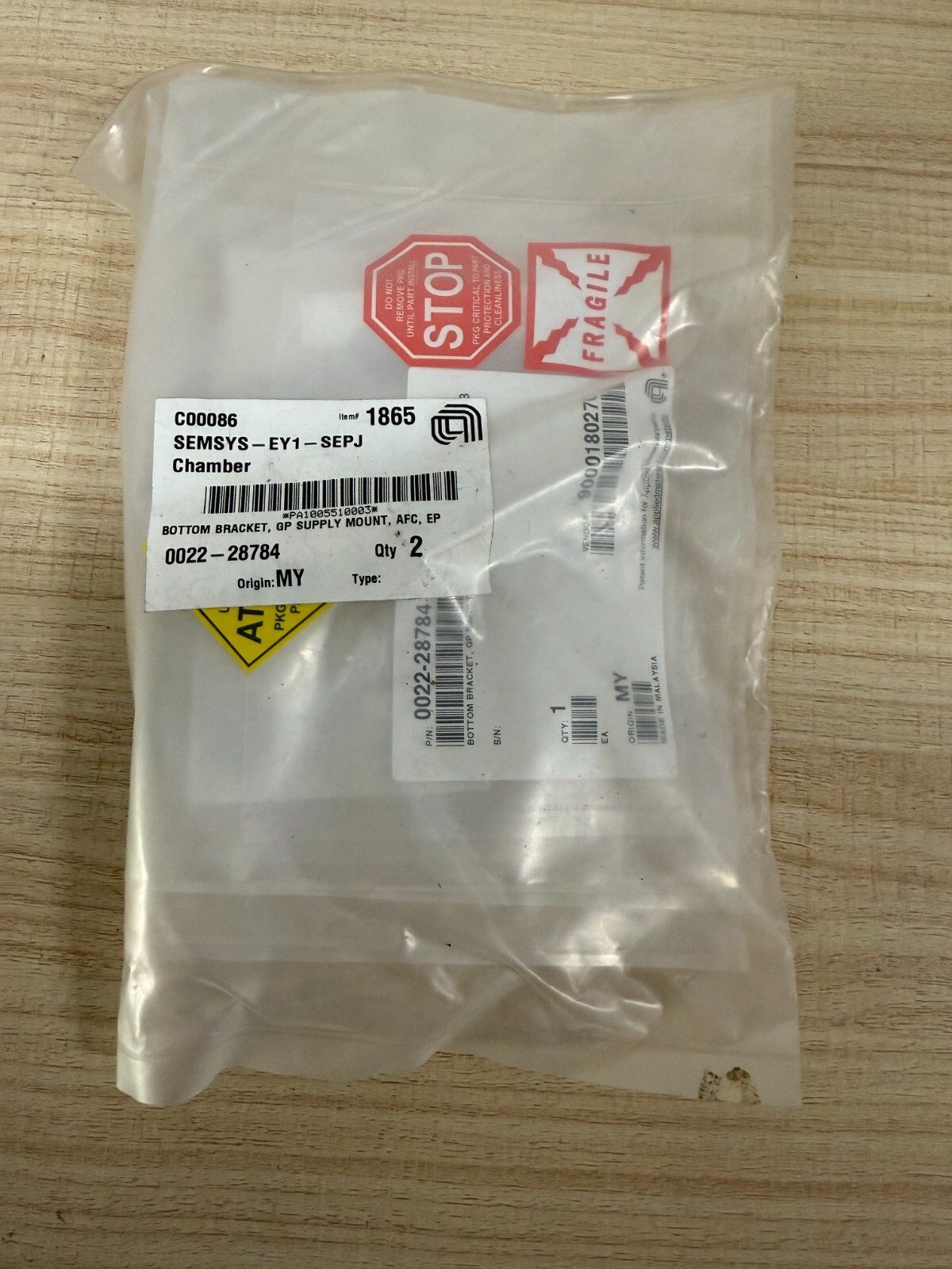 Applied Materials AMAT 0022-28784 BOTTOM BRACKET,GP SUPPLY MOUNT,AFC,EP, new