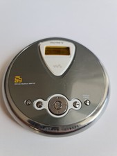 Sony Walkman D-NE301 MP3CD Silver Atrac3Plus