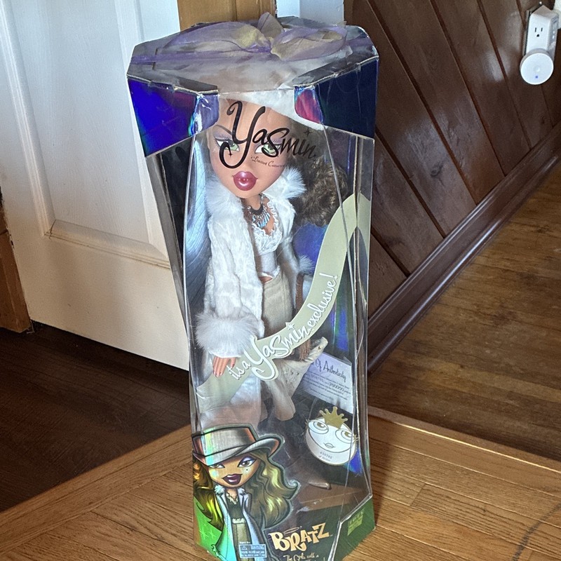 MGA Bratz Yasmin Exclusive Collector/Limited Edition Doll 2003 24’ Boxed NIB