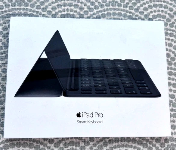 Tastiera Bluetooth Per IPad 9.7 Pollici Con Custodia Protettiva - Layout Italiano QWERTY, Rimovibile, Supporto Pencil (Verde) - 4