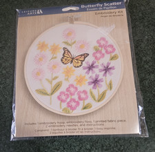 Leisure Arts Butterfly Scatter Stamped Embroidery Kit Sealed  85688