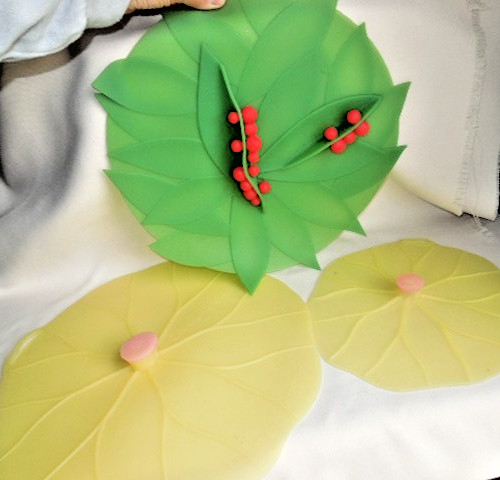 Charles Viancin Paris Silicone Free Lid Pots Bowls  Green w/Berries & 2 Yellow