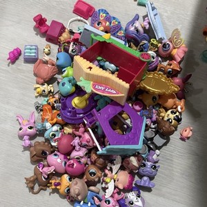 Lot Littlest Pet Shop (LPS) - Maison + Environ 20 Pets - Hasbro - Occasion