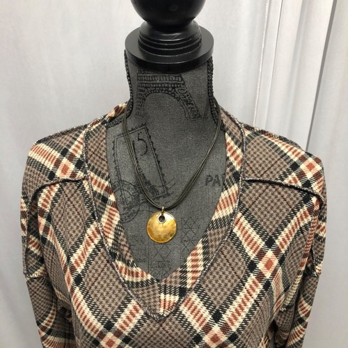 Heimish USA Plaid V Neck Long Sleeve Top Womens Size 2X Exposed Seam Shirt NEW - Picture 3 of 9