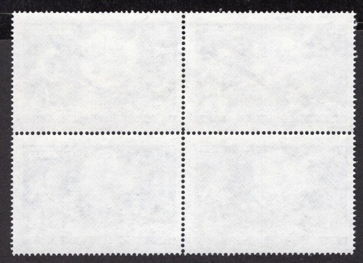 Foto 2 di 2
