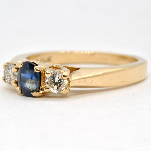 LADIES 14K YELLOW GOLD DIAMOND & OVAL CUT BLUE SAPPHIRE GEMSTONE ESTATE RING - Picture 3 of 5