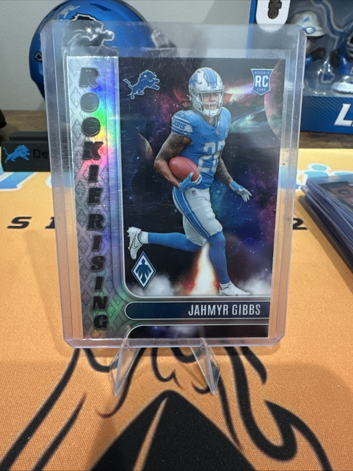 2023 Panini Phoenix - Rookie Rising Jahmyr Gibbs #RIS-8 (RC)