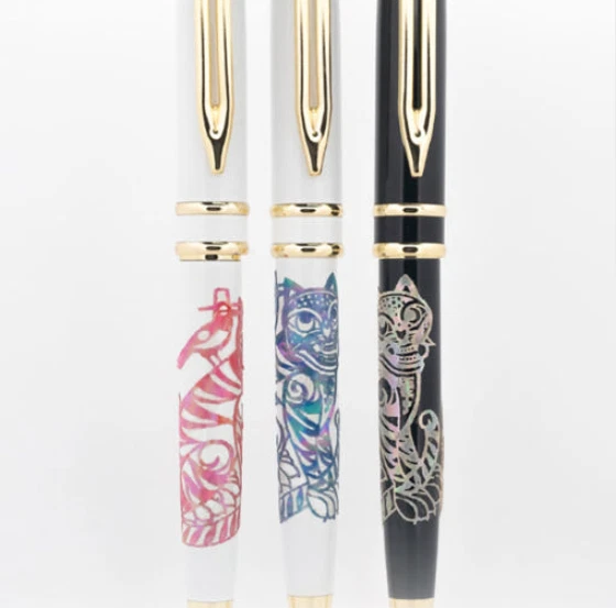 Pluma urraca tigre cazadores de demonios K-POP - regalo de arte popular nácar coreano Foto 2 de 4