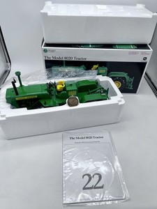 Ertl Precision Classics John Deere Model 8020 See Pics! Read Description!