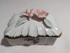 Vintage Porcelain Trinket Box w/ Raised Pink Flowers Gold Trim Royal Sealy Japan