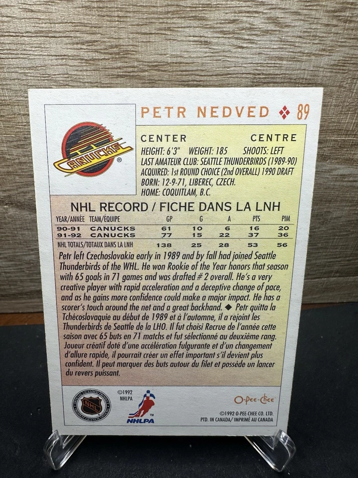Canucks Vancouver 1992-93 O-Pee-Chee Petr Nedved #89 en persona con tarjeta automática Foto 2 de 2