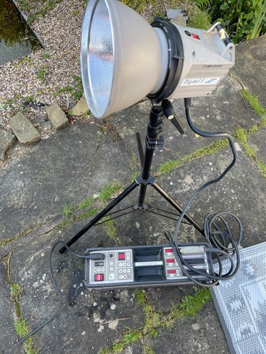 ELINCHROM DIGITAL S PROFESSIONAL STUDIO FLASH HEAD - Picture 6 of 19
