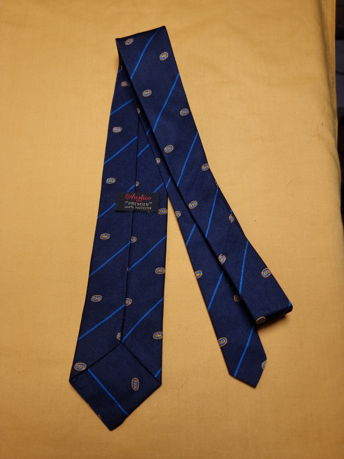 Picture 4 of 5