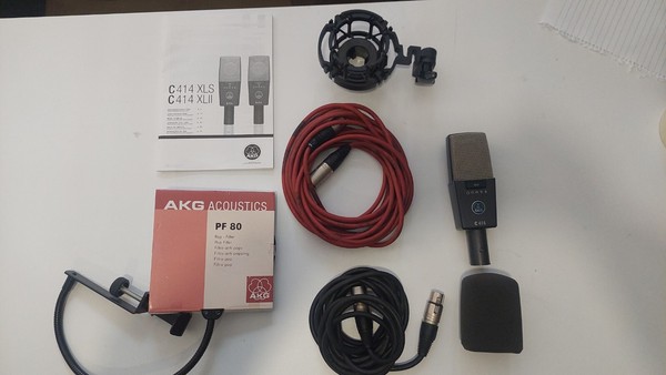 micrófono condensador AKG XLS