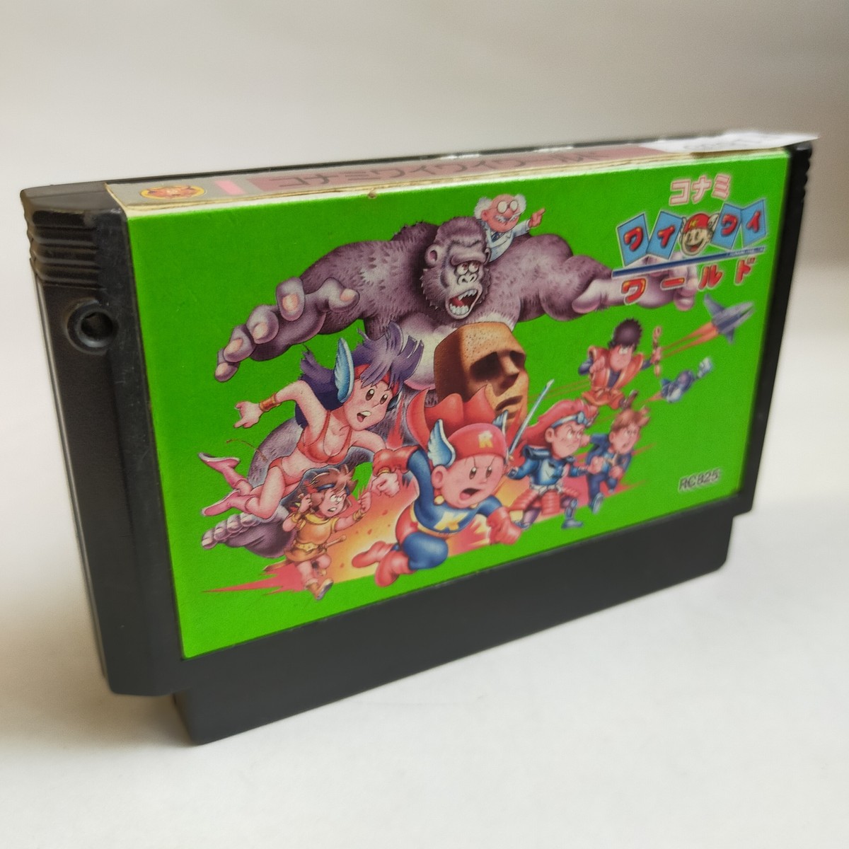 Konami Wai Wai World 1 (ACG) Konami pre-owned Nintendo