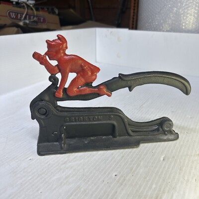 Vintage Brighton No. 3 Cast Iron Tobacco Cigar Plug Cutter Red Elf Jester  10