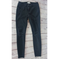 GUC Refuge Size 4 Black Distressed Skinny Jeans