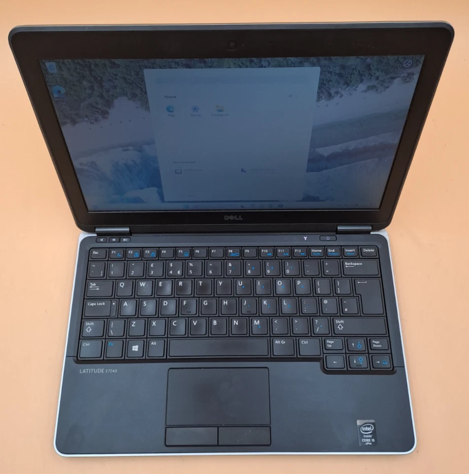 Dell Latitude E7240 12.5" Intel i5-4300U 4GB RAM 128GB SSD Windows 11 Pro - Image 4 of 4